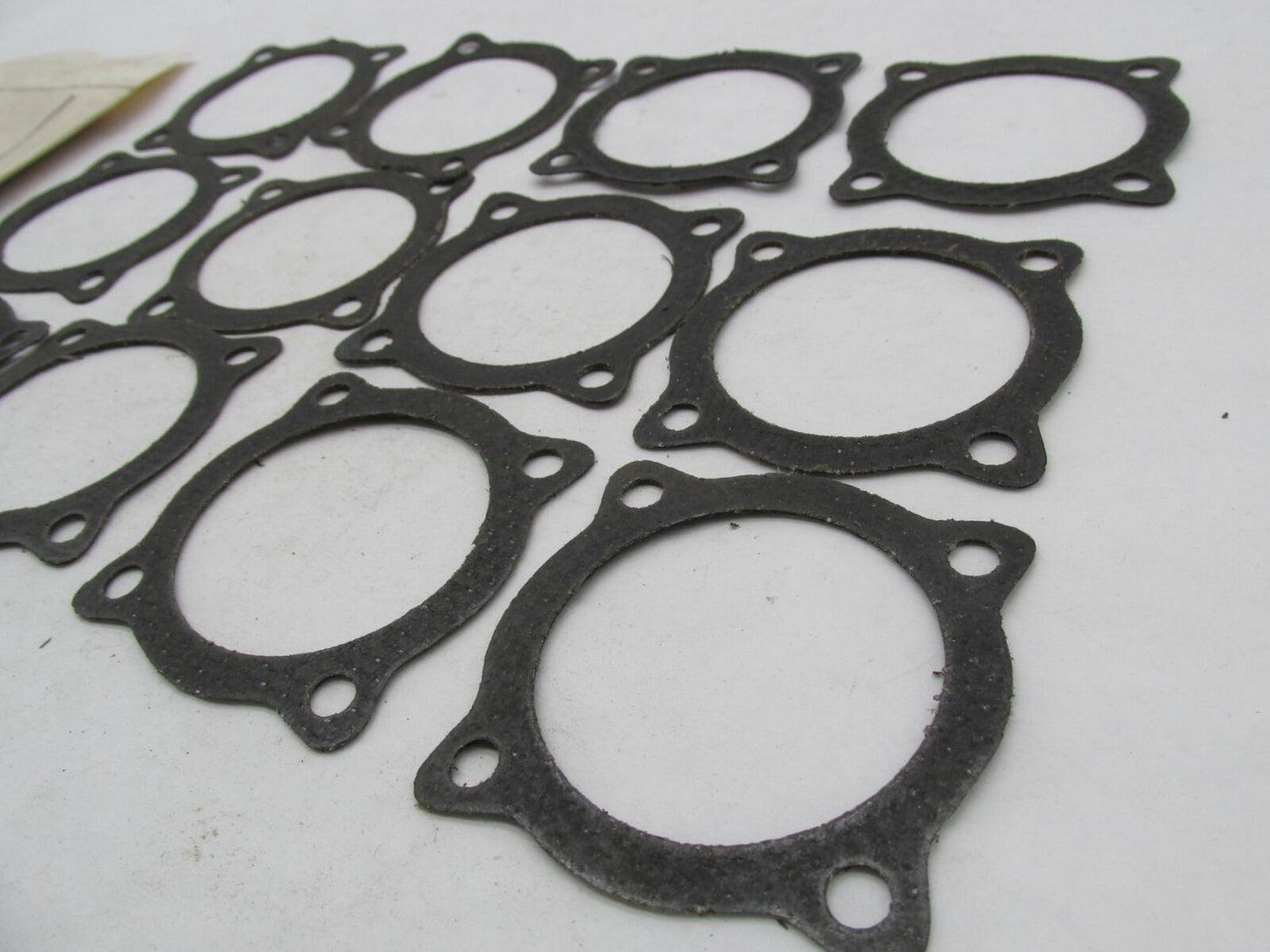 Lot of 12 Harley-Davidson Genuine NOS Hummer Engine Head Gaskets 16765-53