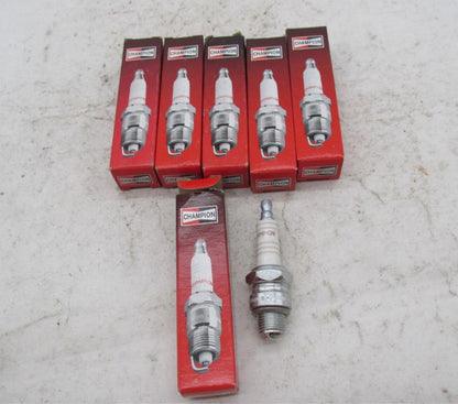 Lot of 6 Champion Motorcycle Spark Plugs 538 RH8C