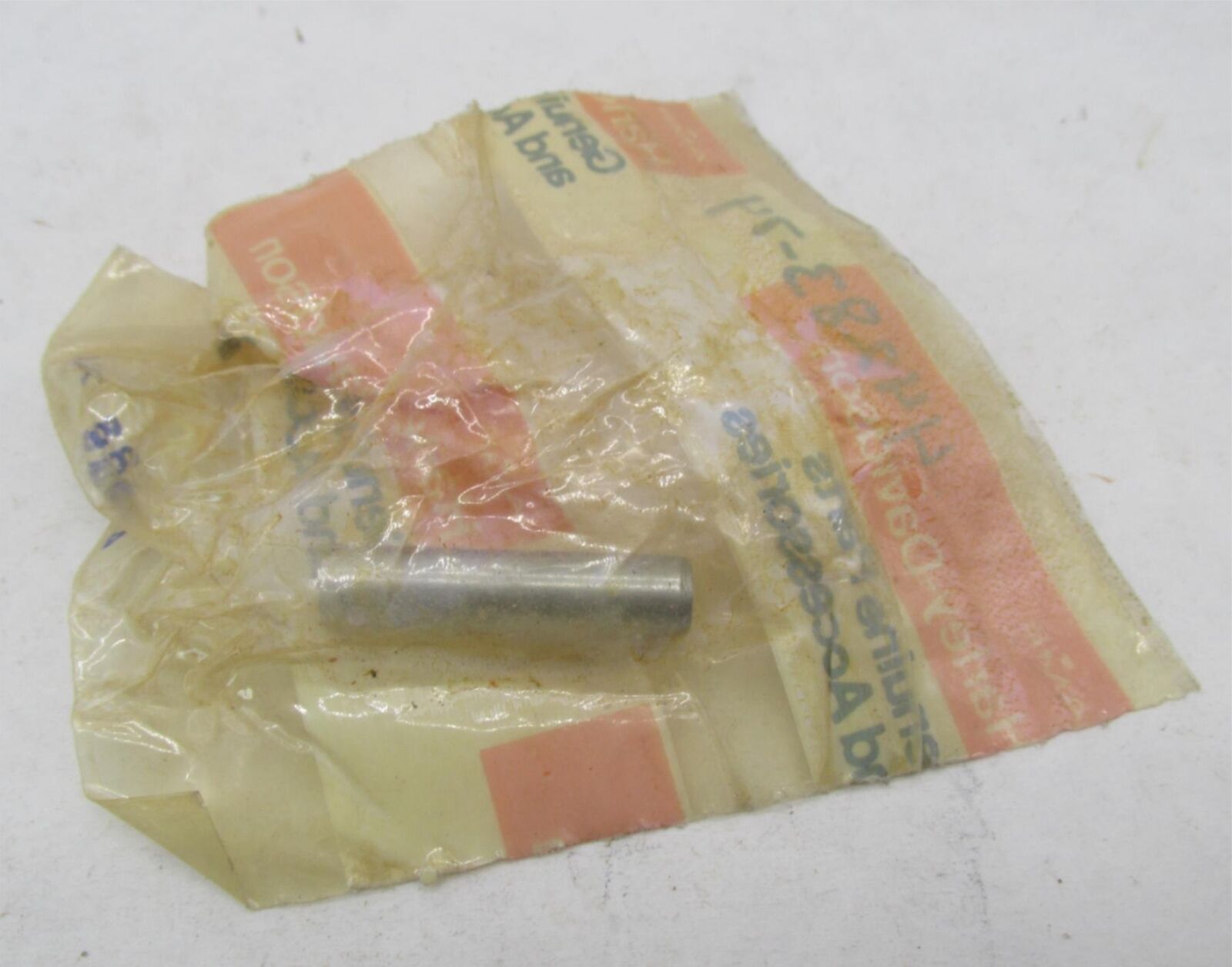 Harley-Davidson Genuine NOS Sportster Front Brake Caliper Pin 44283-74