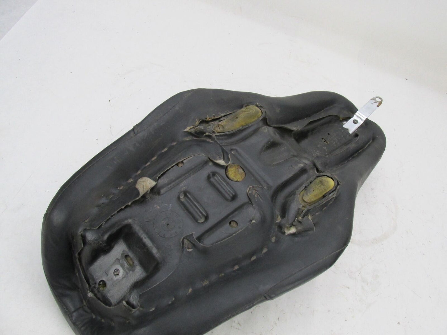 Harley Genuine Dyna FXDX BAR & SHIELD Low Rider Super Wide Glide Seat 2004-2005