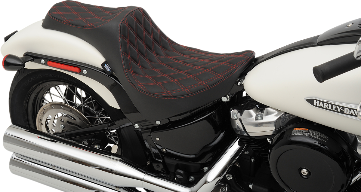 Drag Specialties Predator III Seat Double Diamond 0802-1147
