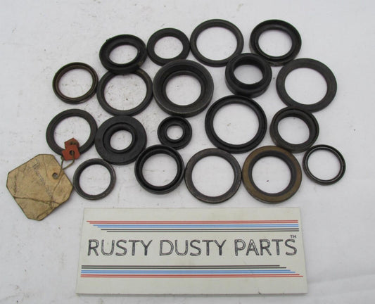 Large Mixed Lot of Vintage Triumph Norton BSA British Motorcycle Fork Seals
