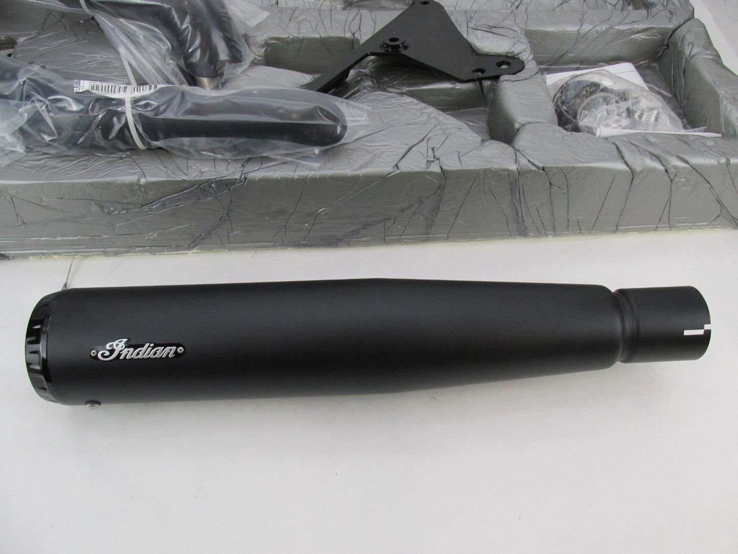Indian Genuine OEM NOS Complete 2 into 1 Black Exhaust System 2884111-