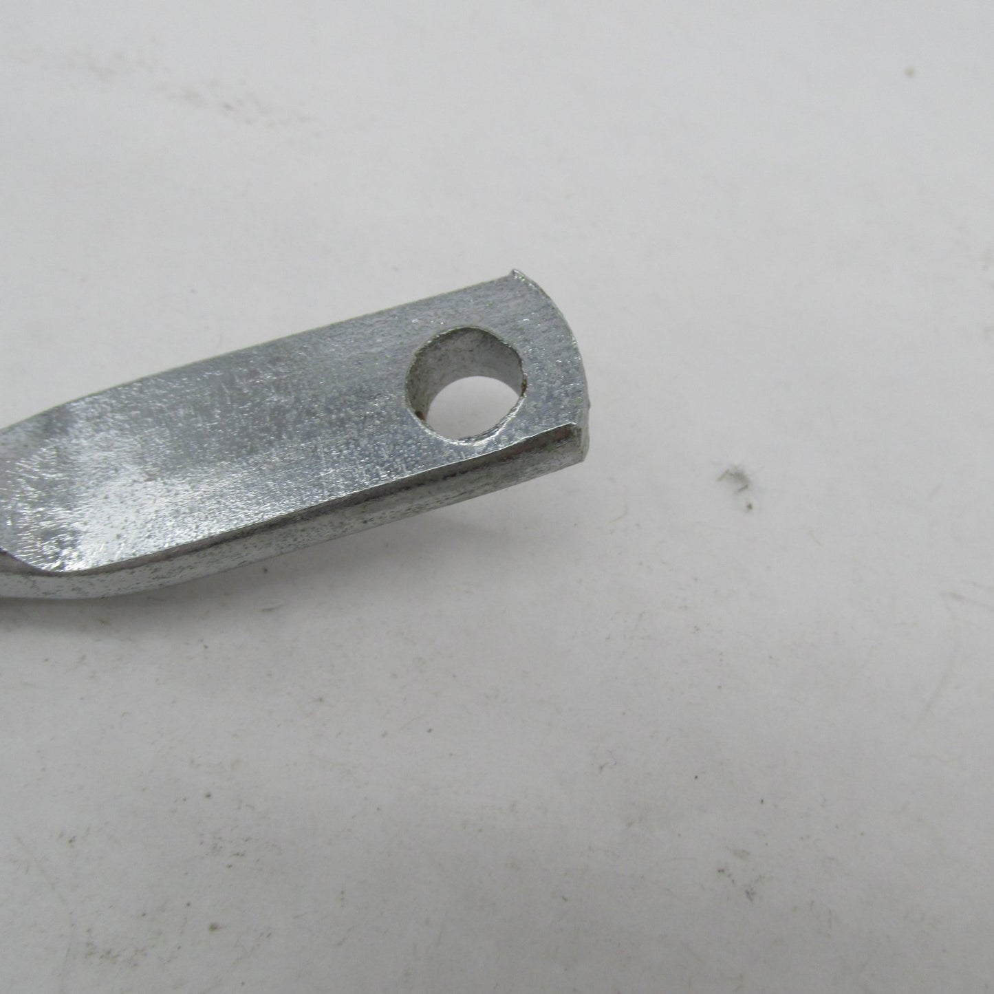 Harley Davidson NOS Left Side Luggage Saddlebag Brace Bracket 53417-65