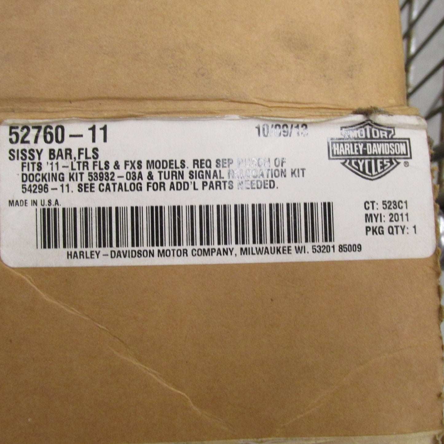 Harley Davidson NOS NIB Black Sissy Bar Passenger Backrest FLS 52760-1