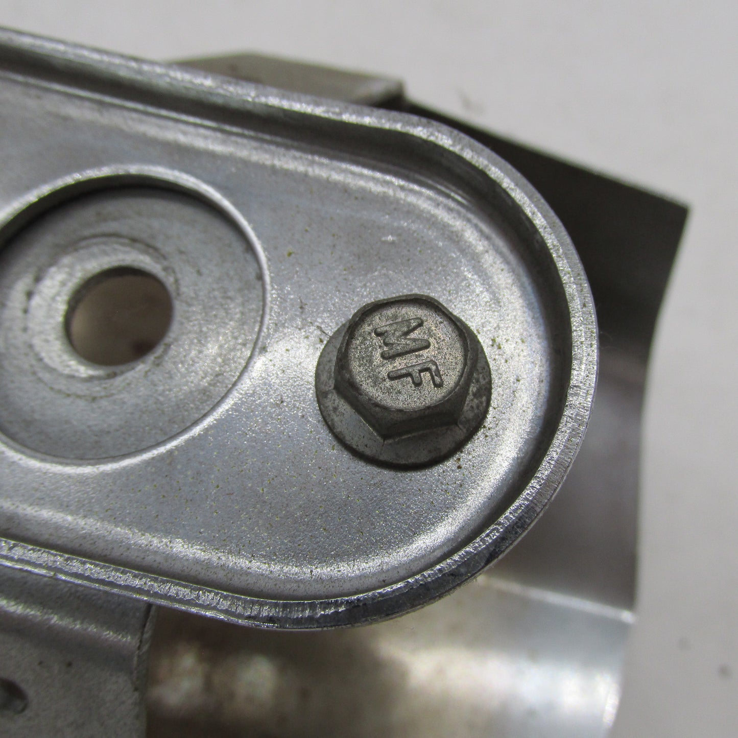Harley Davidson OEM NOS Horn Cover Bracket Assembly Sftail DYNA Tourin