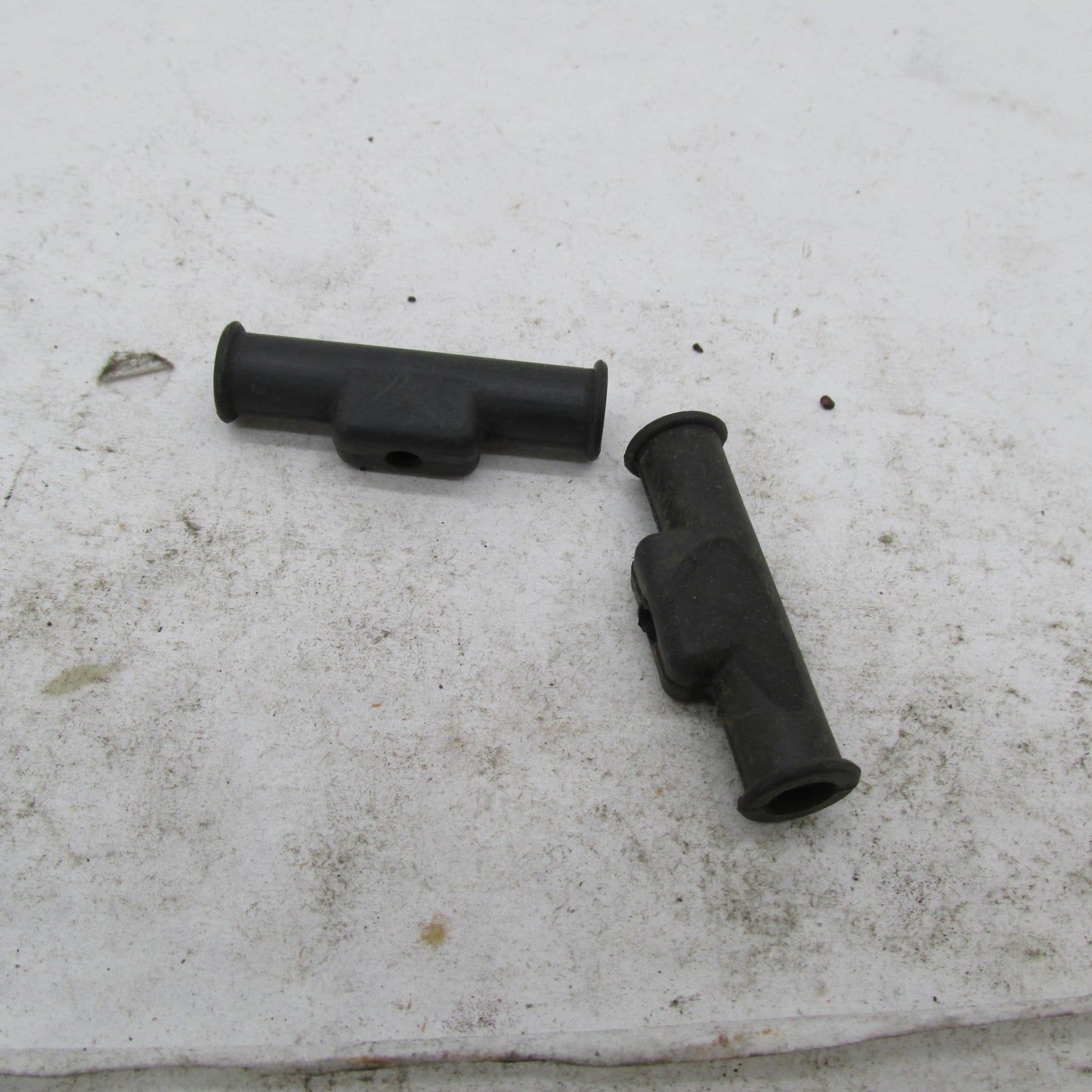 Lot of 2 Harley-Davidson OEM NOS K-Model Sportster Cable Oiler Boots 3