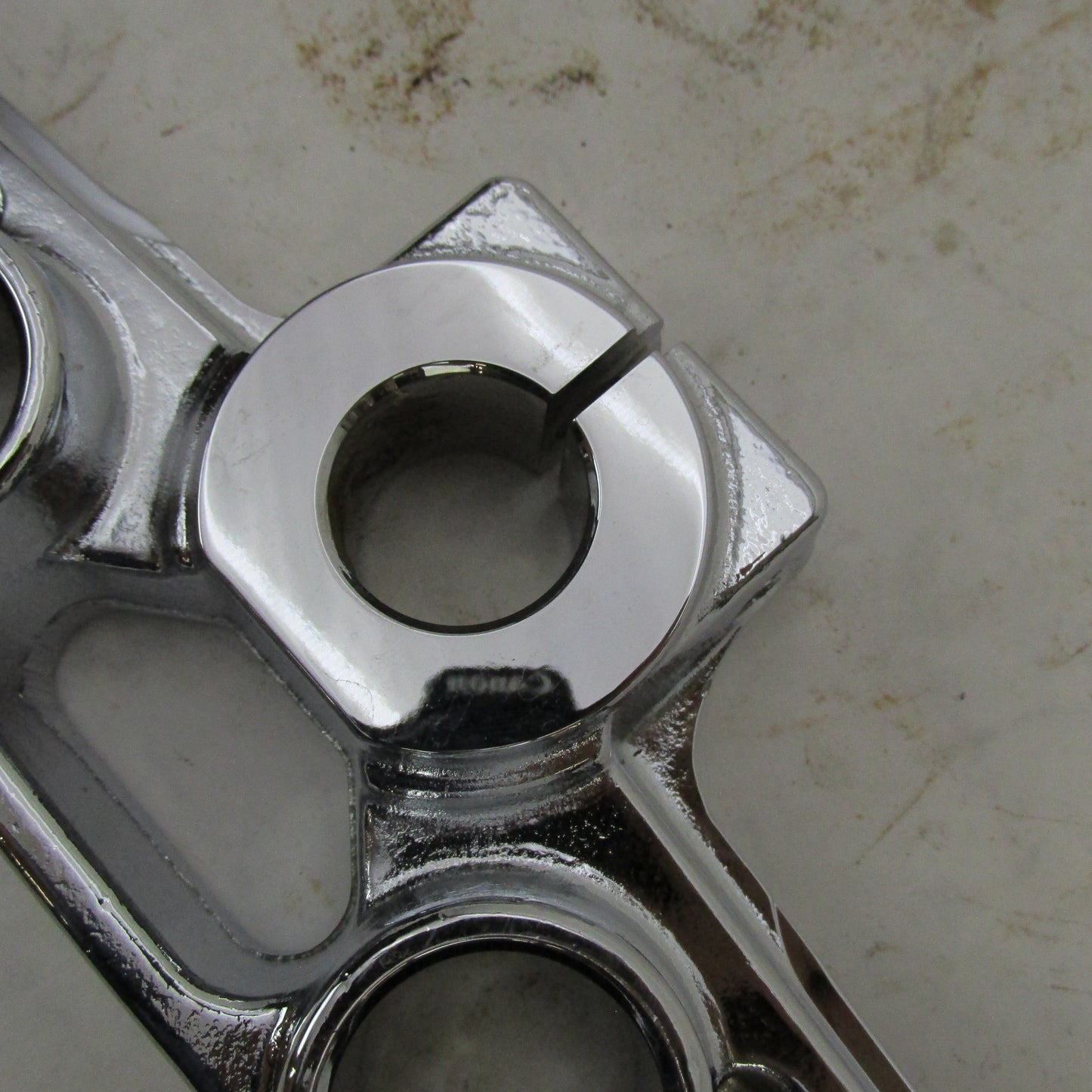 Harley-Davidson OEM Softail 41mm Chrome Upper Triple Tree Clamp 45456-