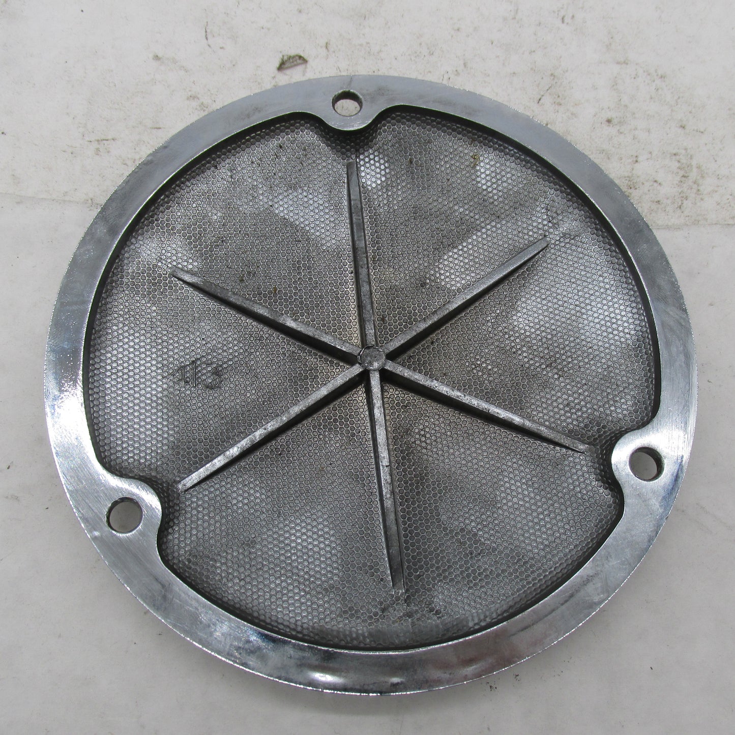 Harley OEM 70-98 Big Twin Chrome Domed 3-Hole Derby Clutch Cover 25392