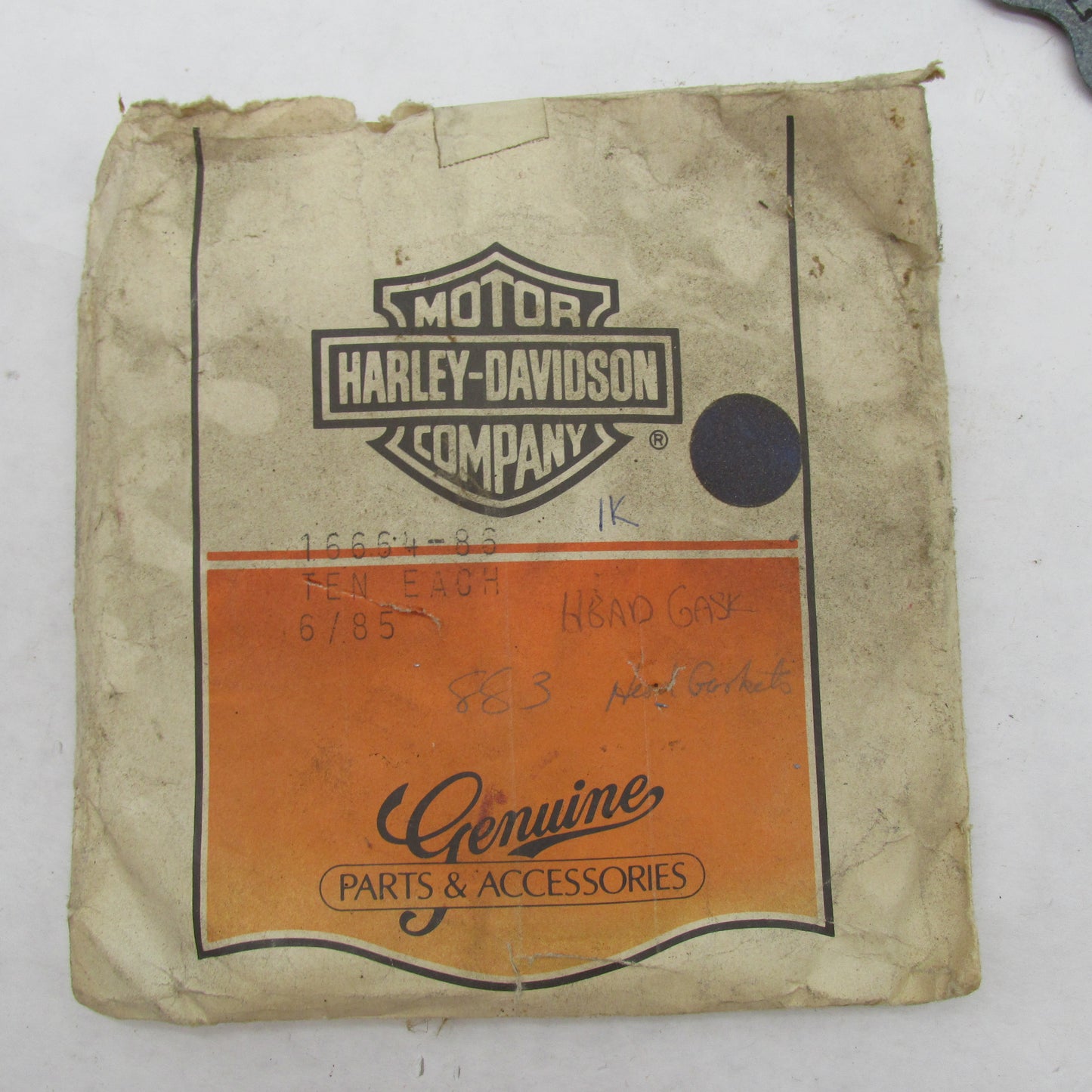 Lot of 7 Harley Davidson Genuine NOS Cylinder Head Gaskets 16664-86B