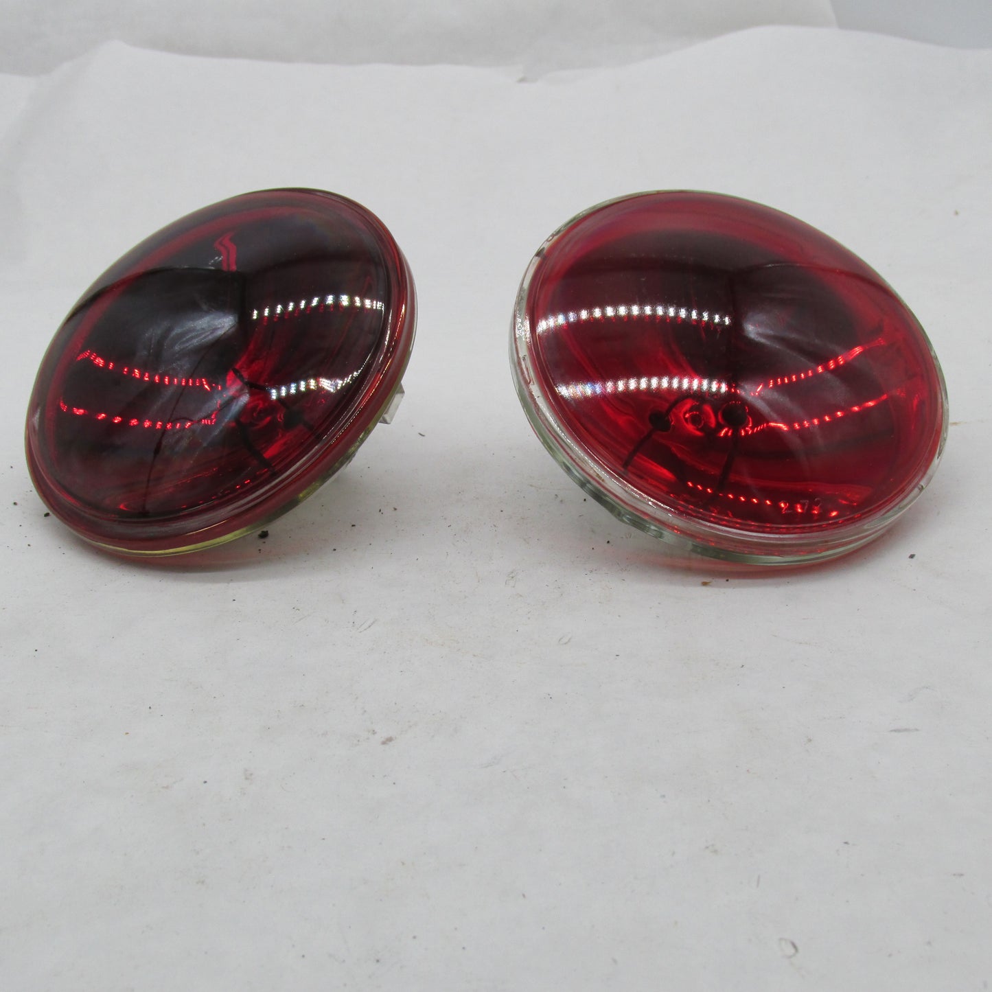 Pair of Harley Davidson Genuine NOS Red Sealed Pursuit Lamps Set 6872