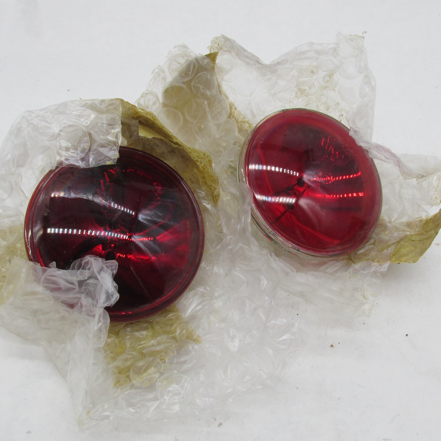 Pair of Harley Davidson Genuine NOS Red Sealed Pursuit Lamps Set 6872