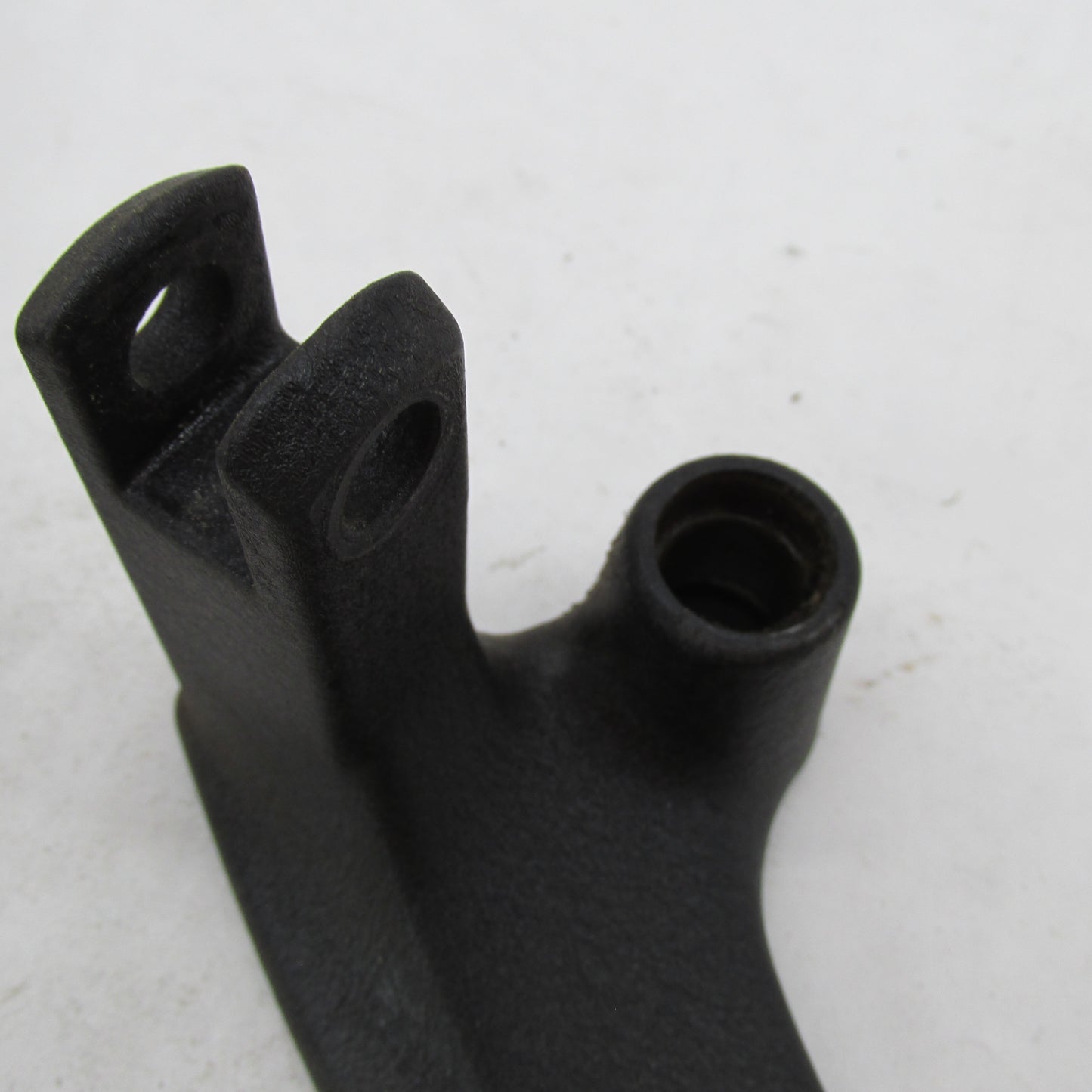 Pair of Harley Davidson OEM Stock Dyna Footrest Brackets 42481-92 3369