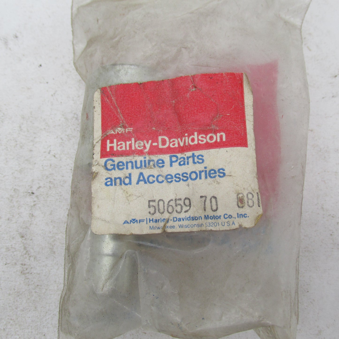 Harley-Davidson OEM 70-78 FL/FLH Left Front Footboard Support Stud 506