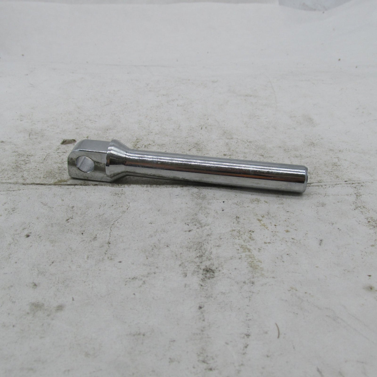 Harley Davidson OEM Footpeg Mount Mongoose 2006 DYNA CVO 50958-08