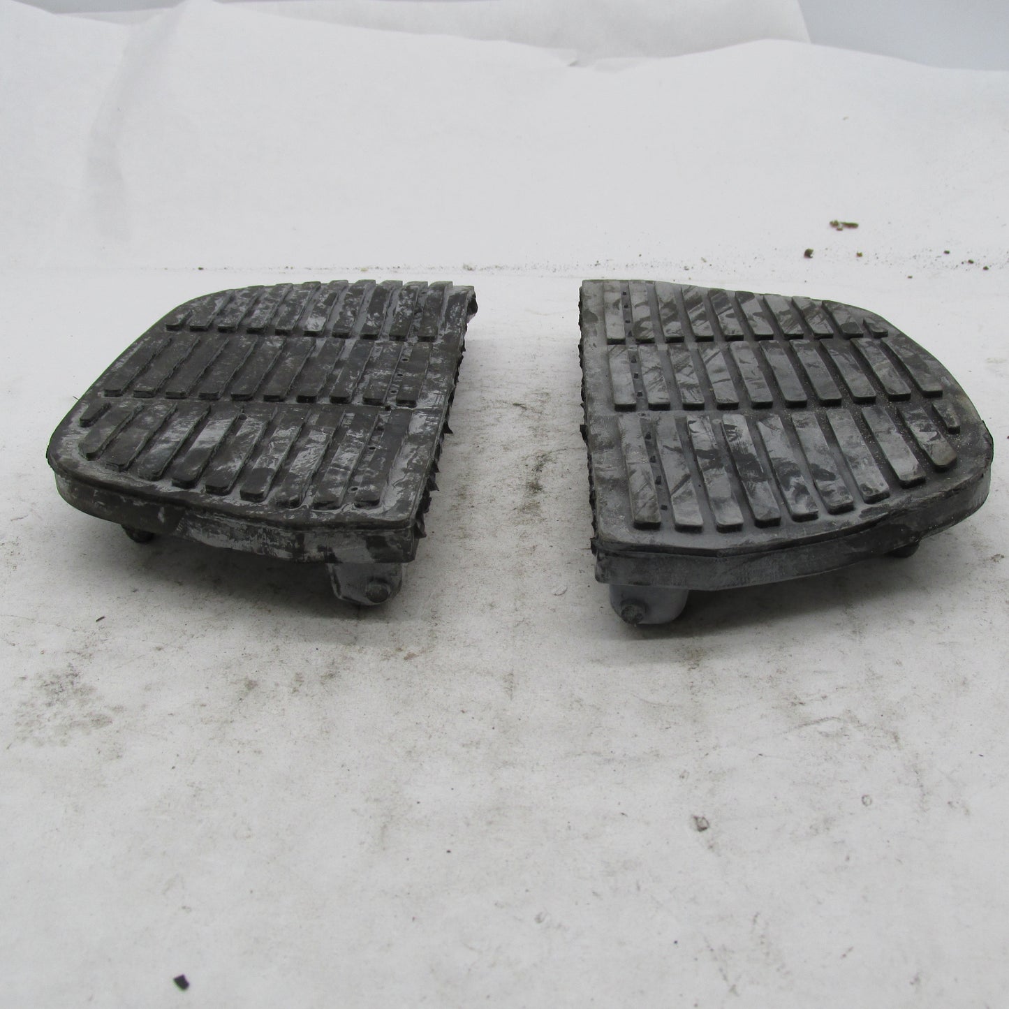 Pair of Harley-Davidson OEM Passenger Floorboard Rubber Inserts 50613-