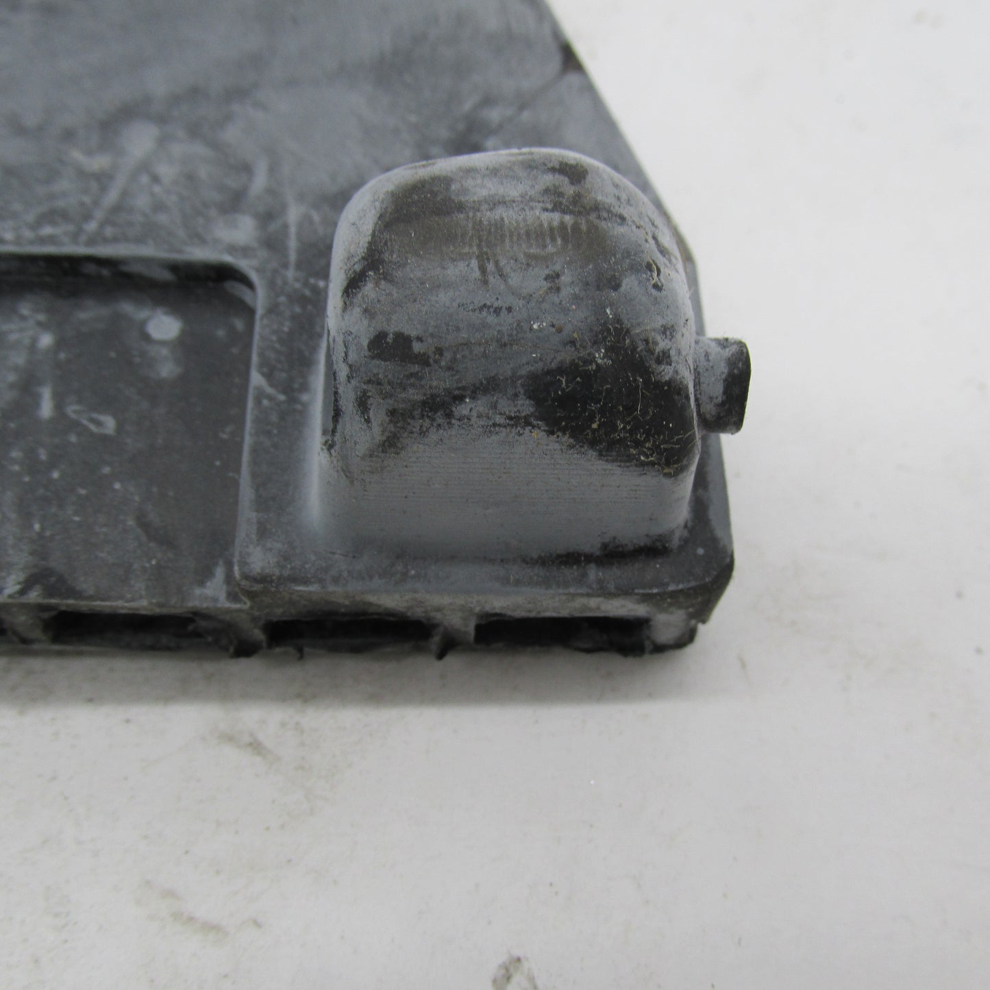 Pair of Harley-Davidson OEM Passenger Floorboard Rubber Inserts 50613-