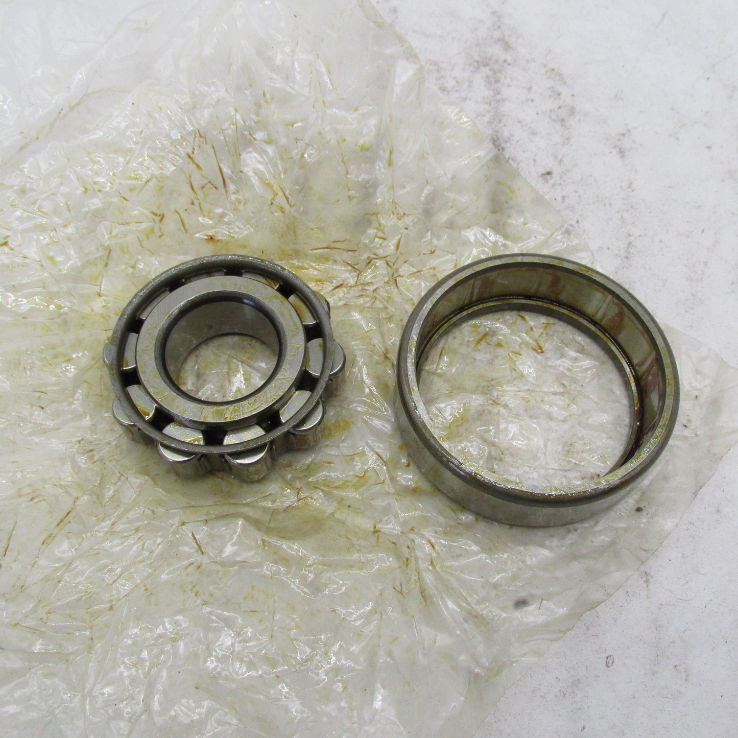 SKF OEM NOS YTLD Roller Bearing Assembly YTLO 0FM9A