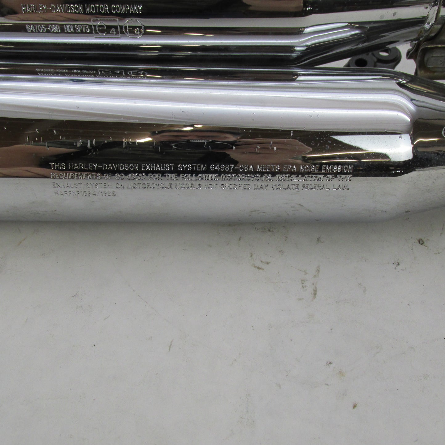 Harley Davidson OEM DYNA FXDF Fat Bob Stock Exhaust System 64705-08B 6