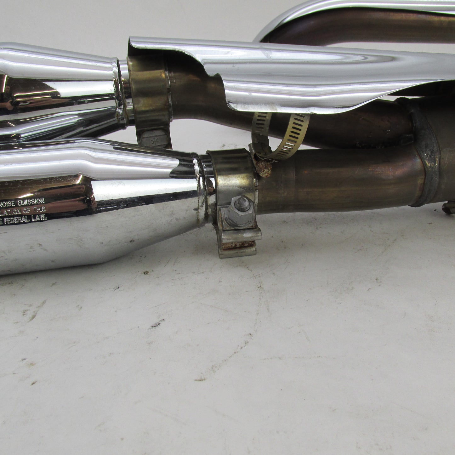 Harley Davidson OEM DYNA FXDF Fat Bob Stock Exhaust System 64705-08B 6