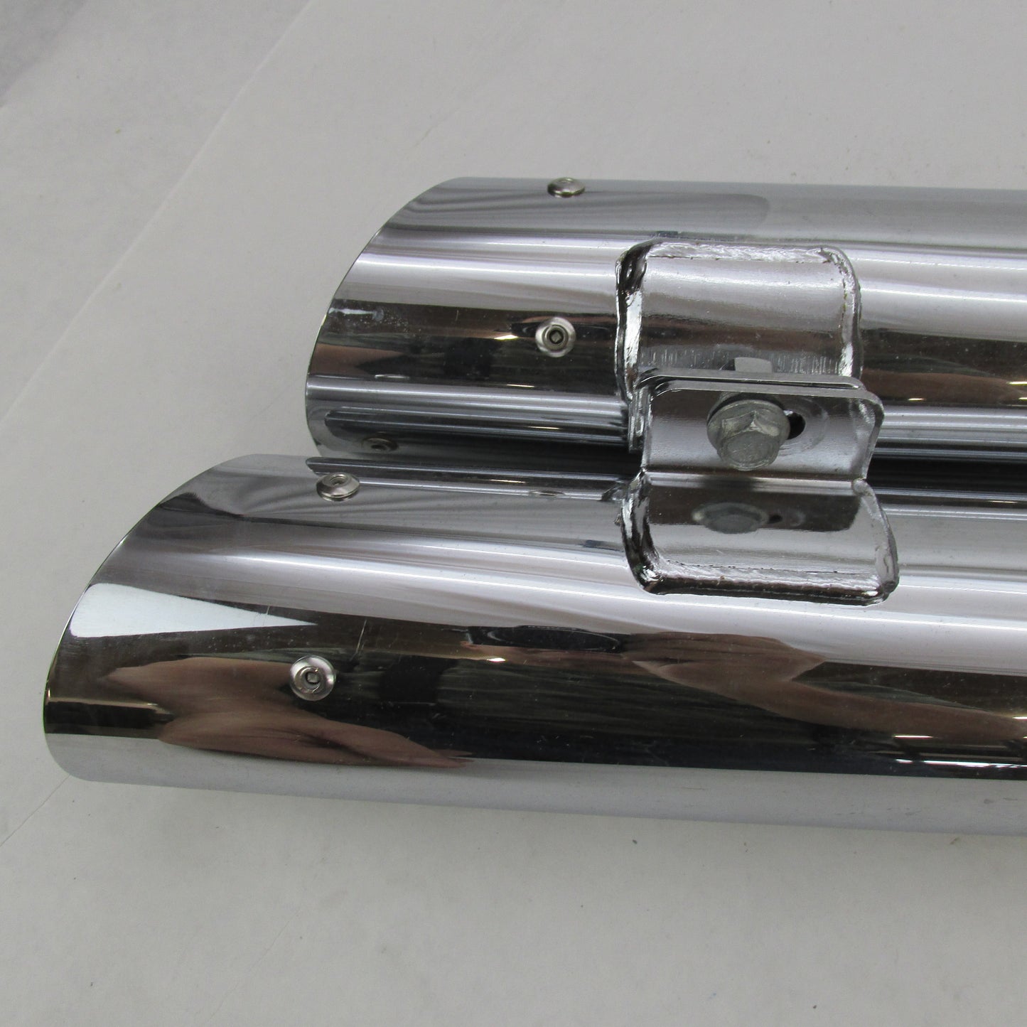 Harley Davidson OEM DYNA FXDF Fat Bob Stock Exhaust System 64705-08B 6
