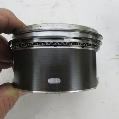 Pair of Harley-Davidson OEM Stock 99-06 Twin Cam 88 Pistons STD Bore 2