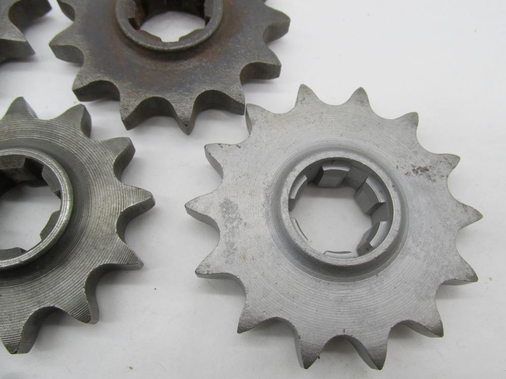 Mixed lot of 8 Harley Davidson Aermacchi Transmission Sprockets Gears