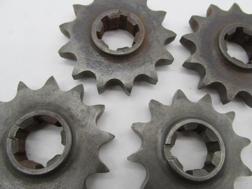 Mixed lot of 8 Harley Davidson Aermacchi Transmission Sprockets Gears