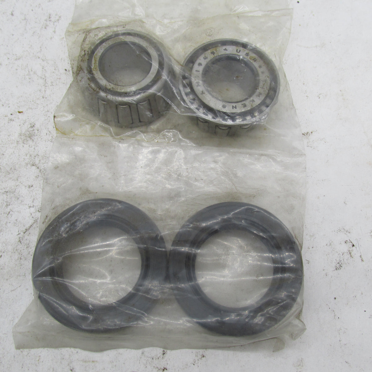 Set of Harley OEM Timken LM11949 Tapered Bearings & Seals 47519-72 435