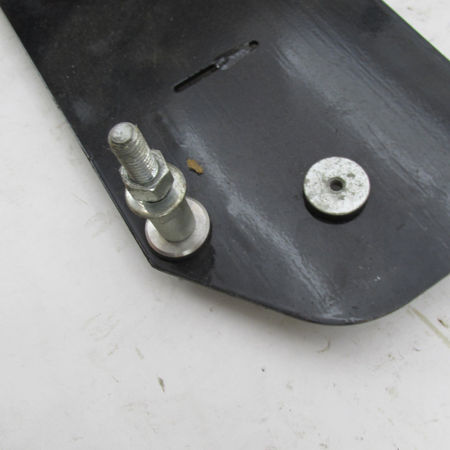 Harley Davidson OEM Right Side Saddlebag Support Bracket Softail EVO 9