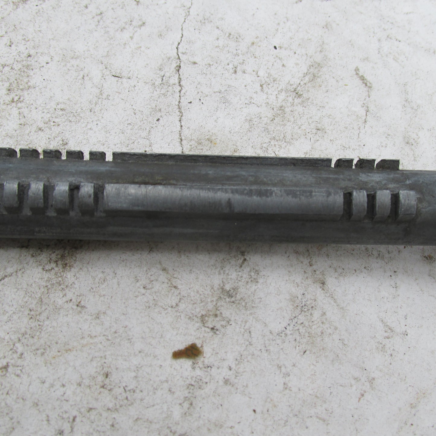 Vintage Sunnen .900" Keyway Honing Mandrel Body w/ Pivoting Metal Guid