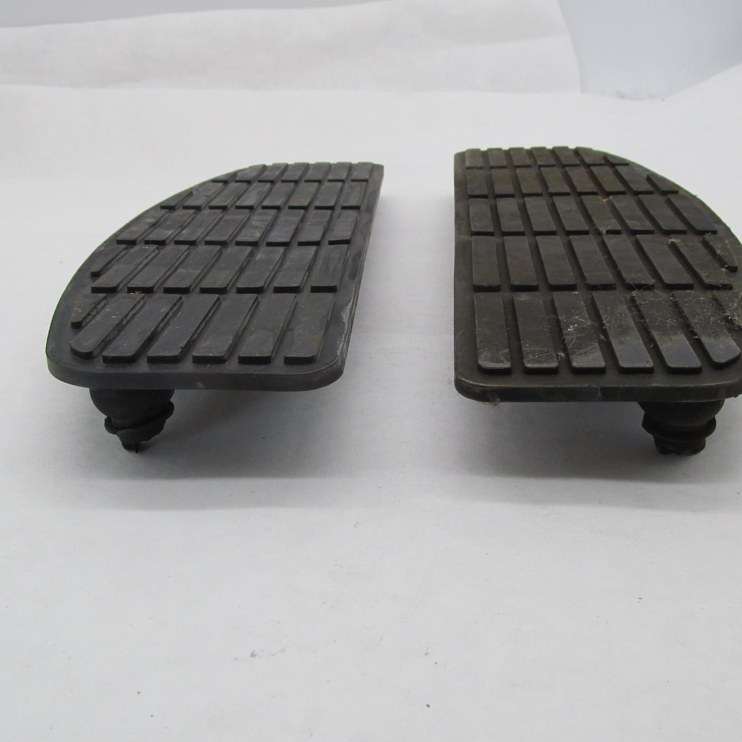 Pair of Harley Davidson Genuine Floorboard Footboard Rubber Inserts 50