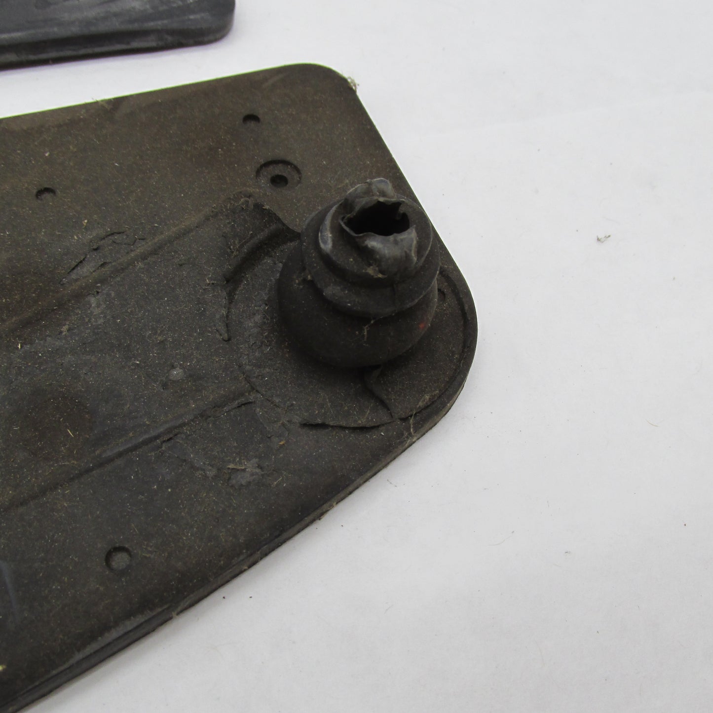 Pair of Harley Davidson Genuine Floorboard Footboard Rubber Inserts 50