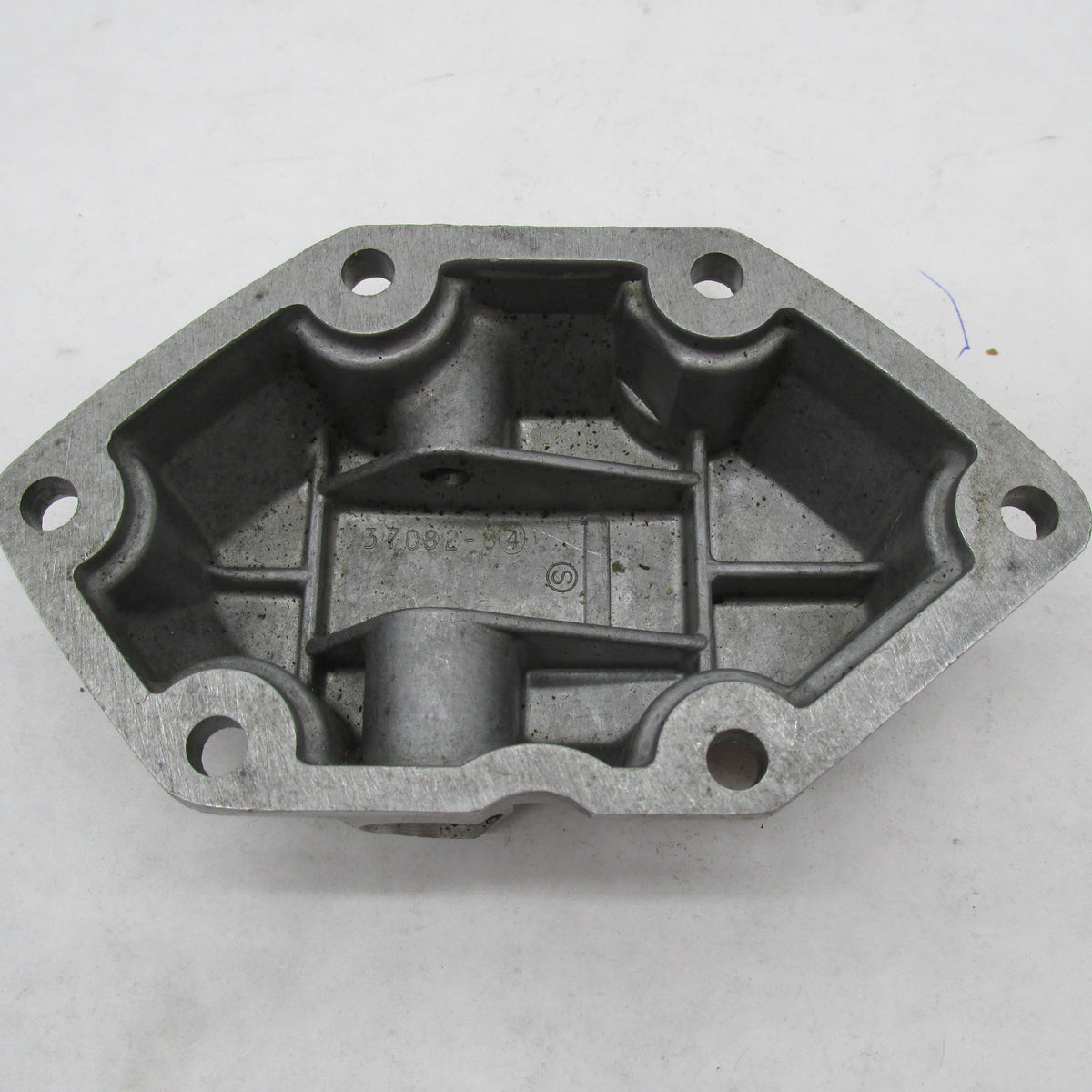 Harley Davidson OEM Transmission Clutch Release Side Cover 37082-84