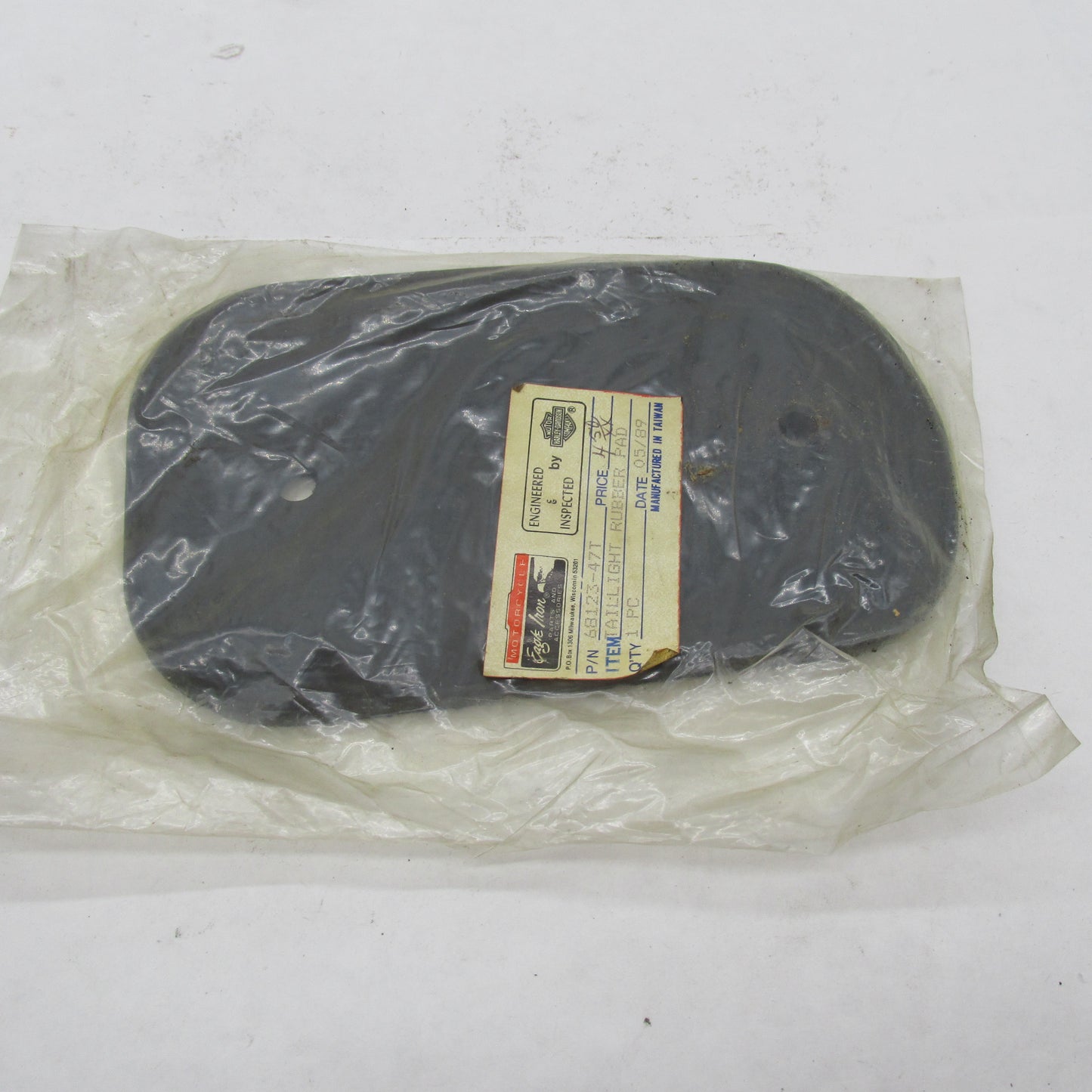 Harley Davidson OEM NOS Tail Light Rubber Pad 1947-1954 68123-47T