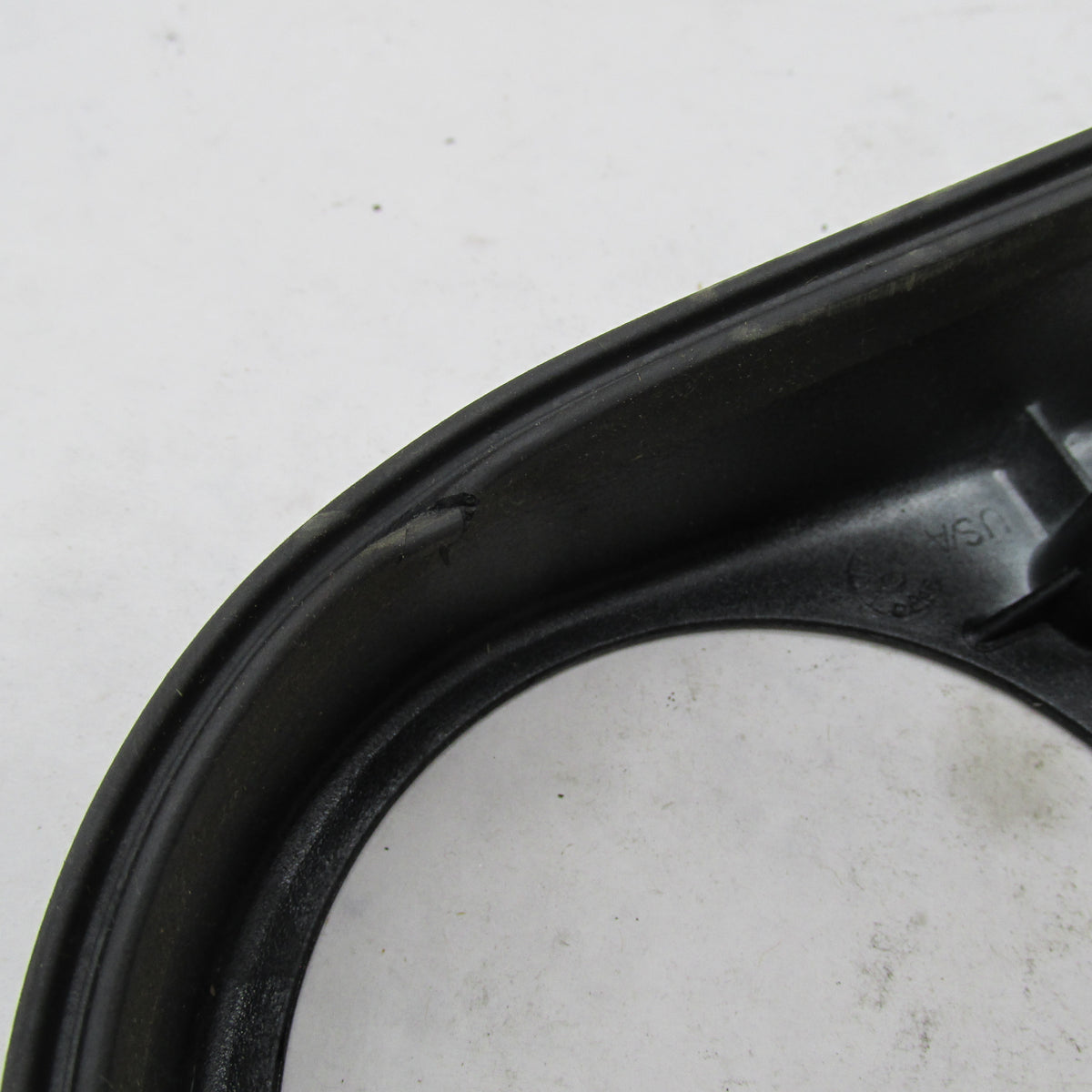 Harley Davidson OEM Black Gas Tank Dash Gauge Housing 67185-95