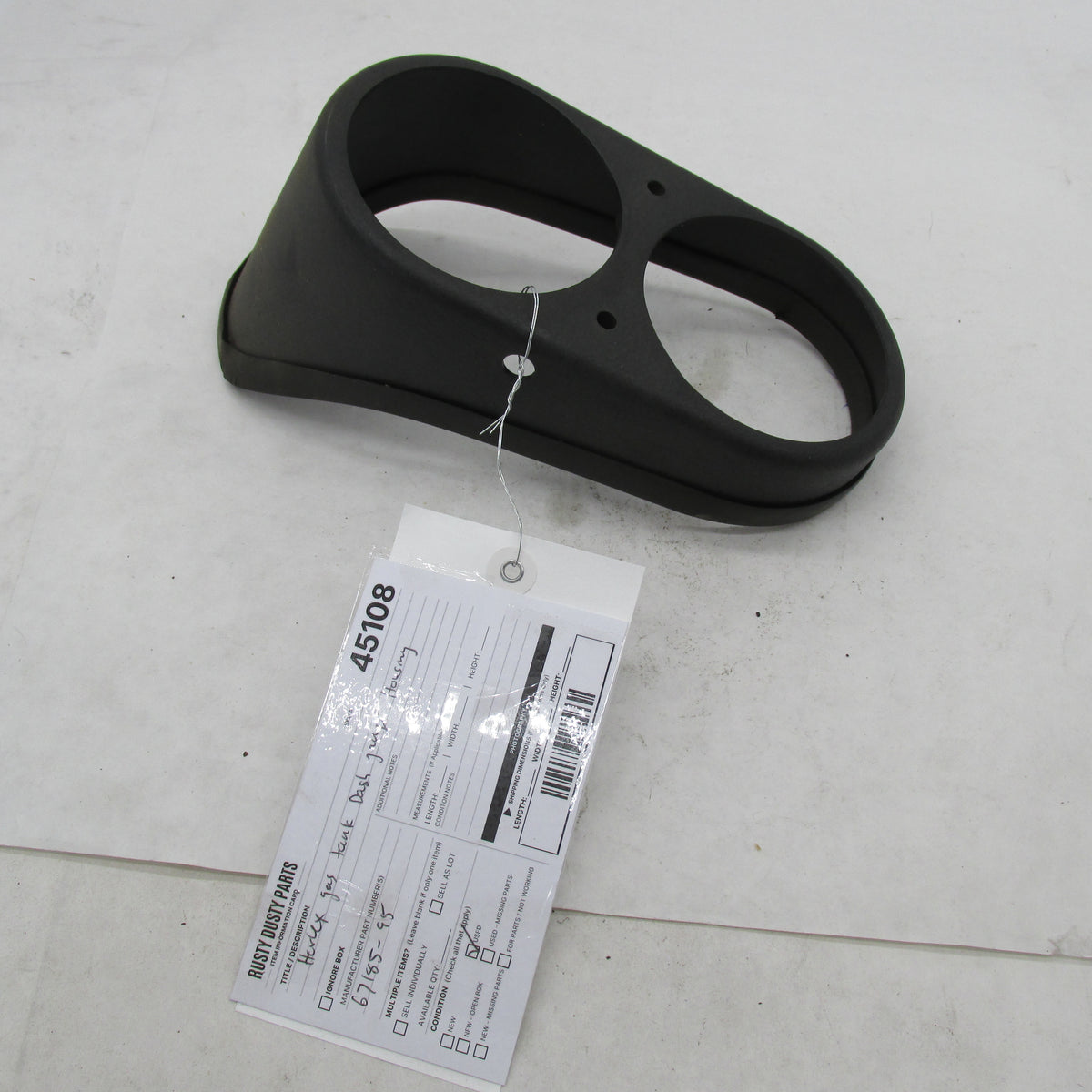 Harley Davidson OEM Black Gas Tank Dash Gauge Housing 67185-95