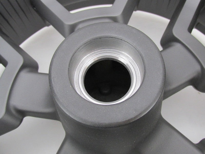 Harley Davidson Genuine NOS 18X4.5 5 Spoke Grey Seismic Front Wheel 43