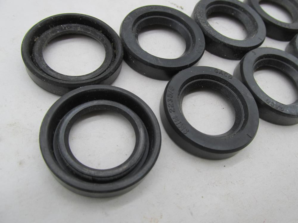 Lot of 8 Harley Davidson Genuine NOS Aermacchi Oil Seals 12005P