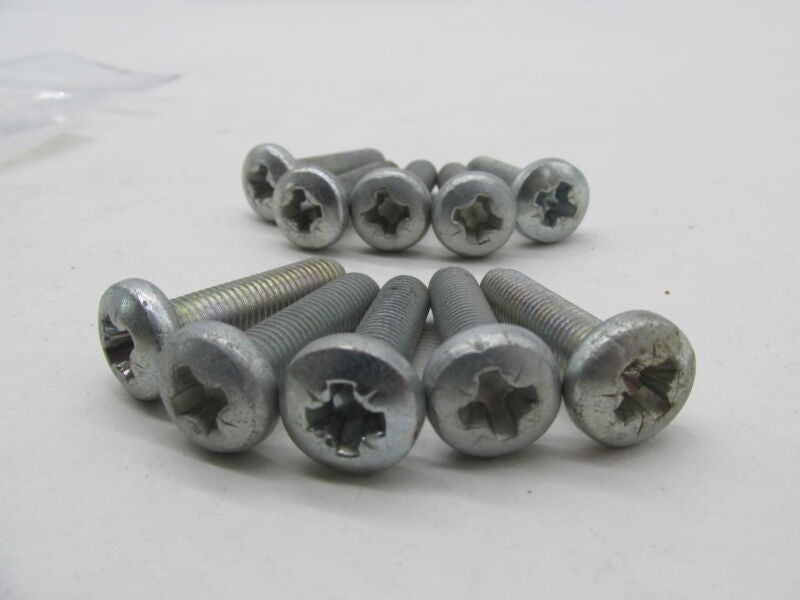 Lot of 10 Harley Davidson Genuine NOS 5/16"-24 x 1-1/4" Panhead Screws 2741