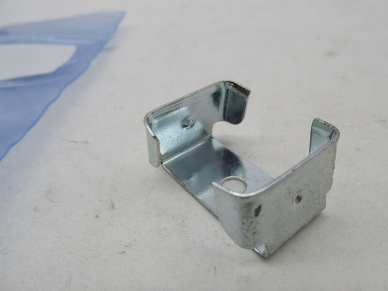 Harley Davidson Genuine NOS Flasher or Circuit Breaker Clip 9952