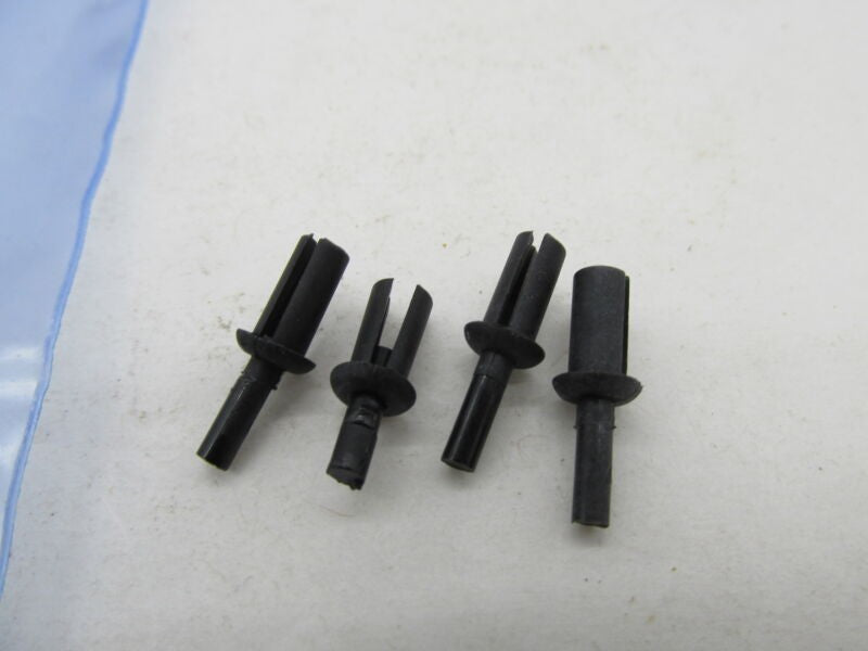 Lot of 4 Harley Davidson Genuine NOS Nylon Rivets 58709-86