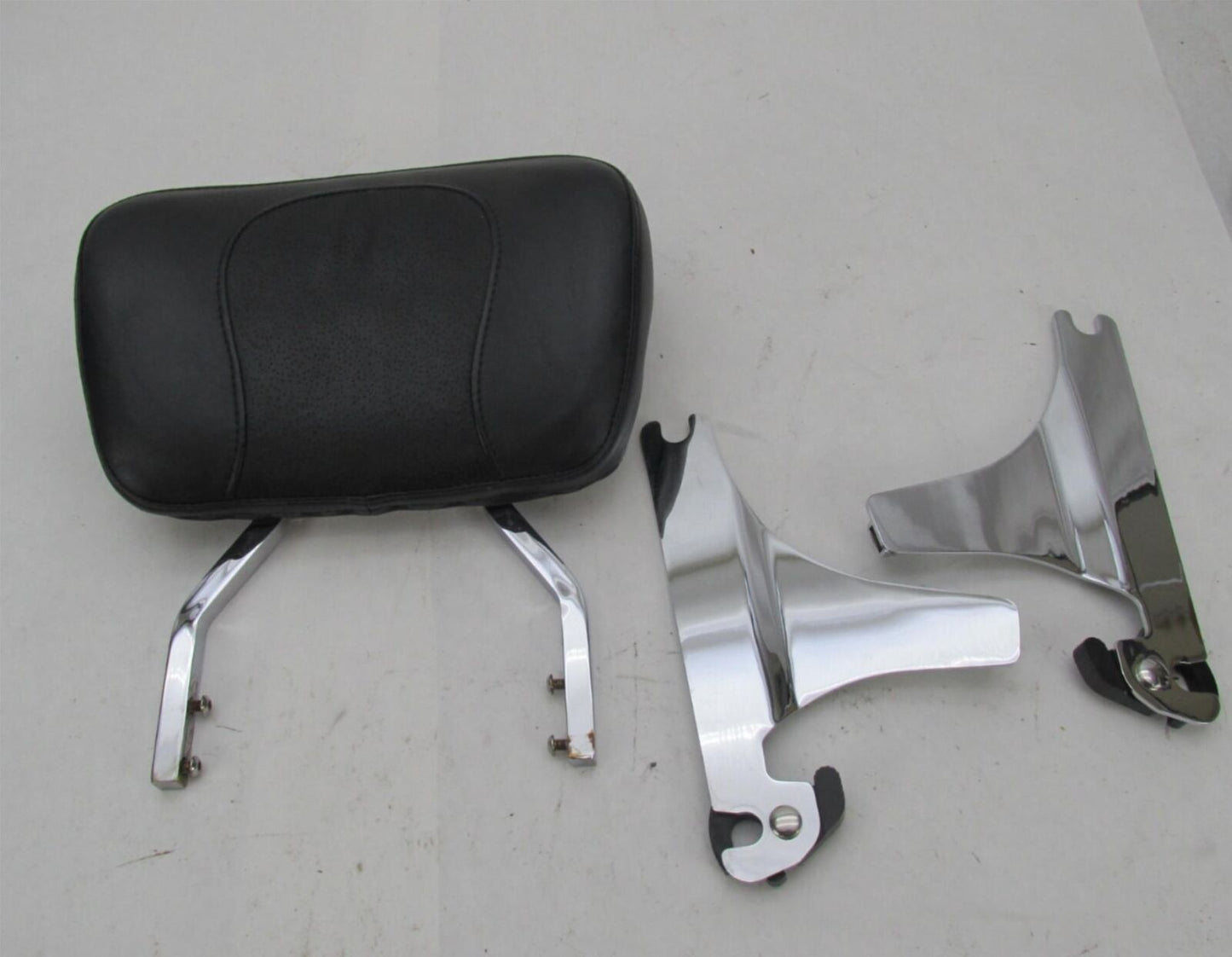 Harley Davidson Genuine Dyna FXD Quick Release Sissy Bar Backrest Willy G Skull