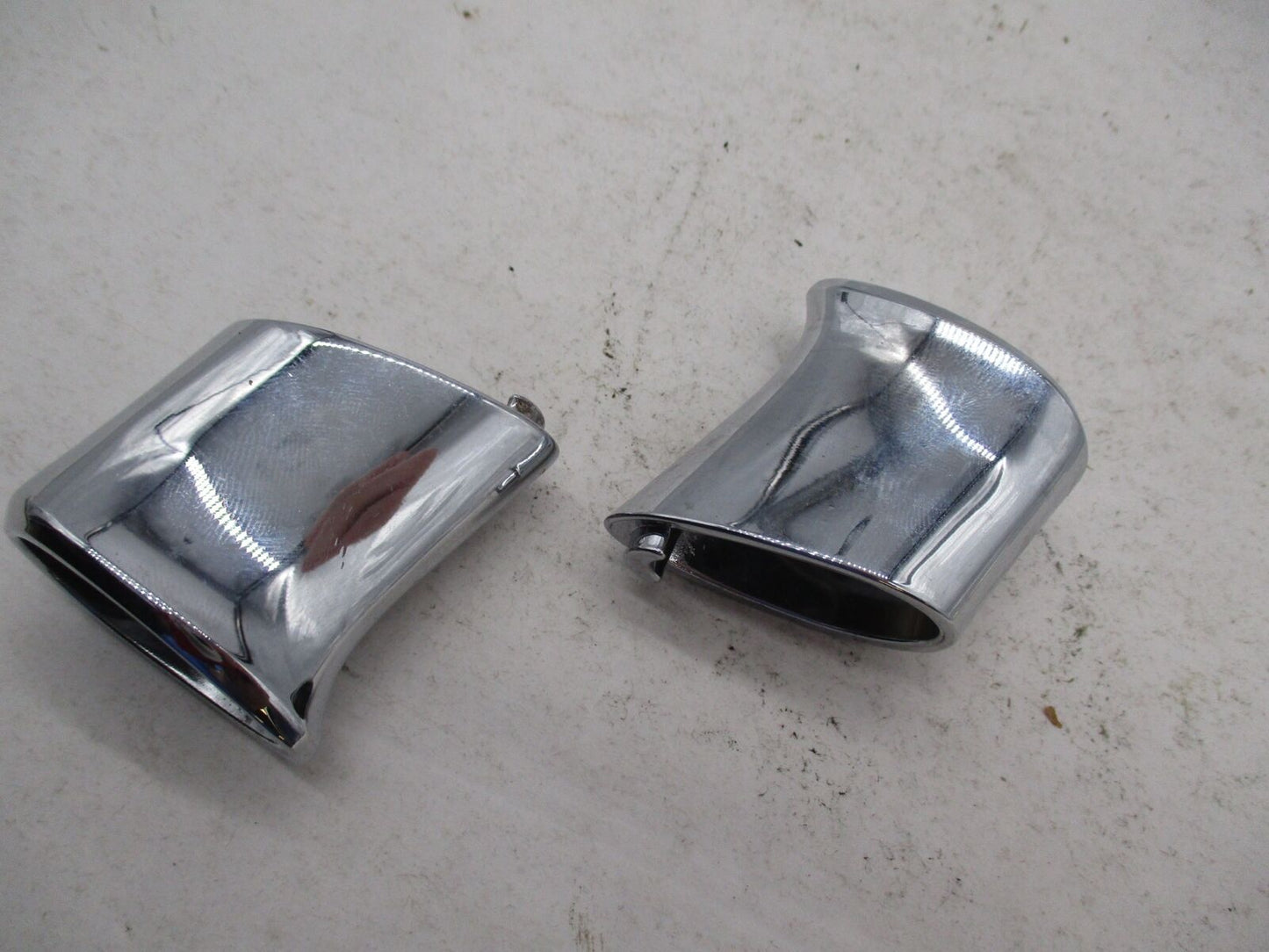 Pair of Harley Davidson Chrome Narrow Turn Signal Standoffs XL FXD FXST FXR