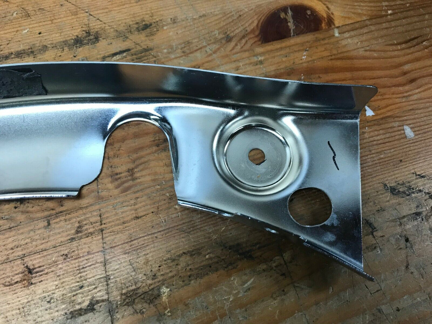 OEM Harley Rear Left Fender Strut Cover Ultra 2009-2013 FLHX FLHTC Excellent