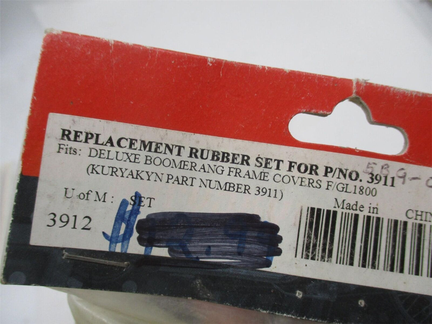 Kuryakyn NOS Replacement Rubber Set for Boomerang Frame Covers 3911 3912