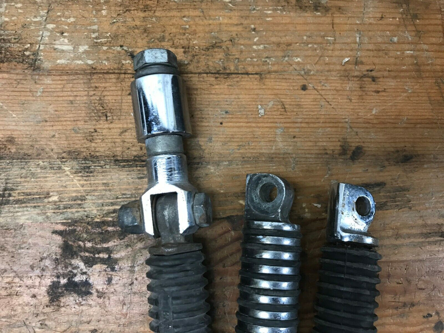 Lot of Harley Flathead Shovelhead Ironhead  Foot Pegs Rests round Rubber