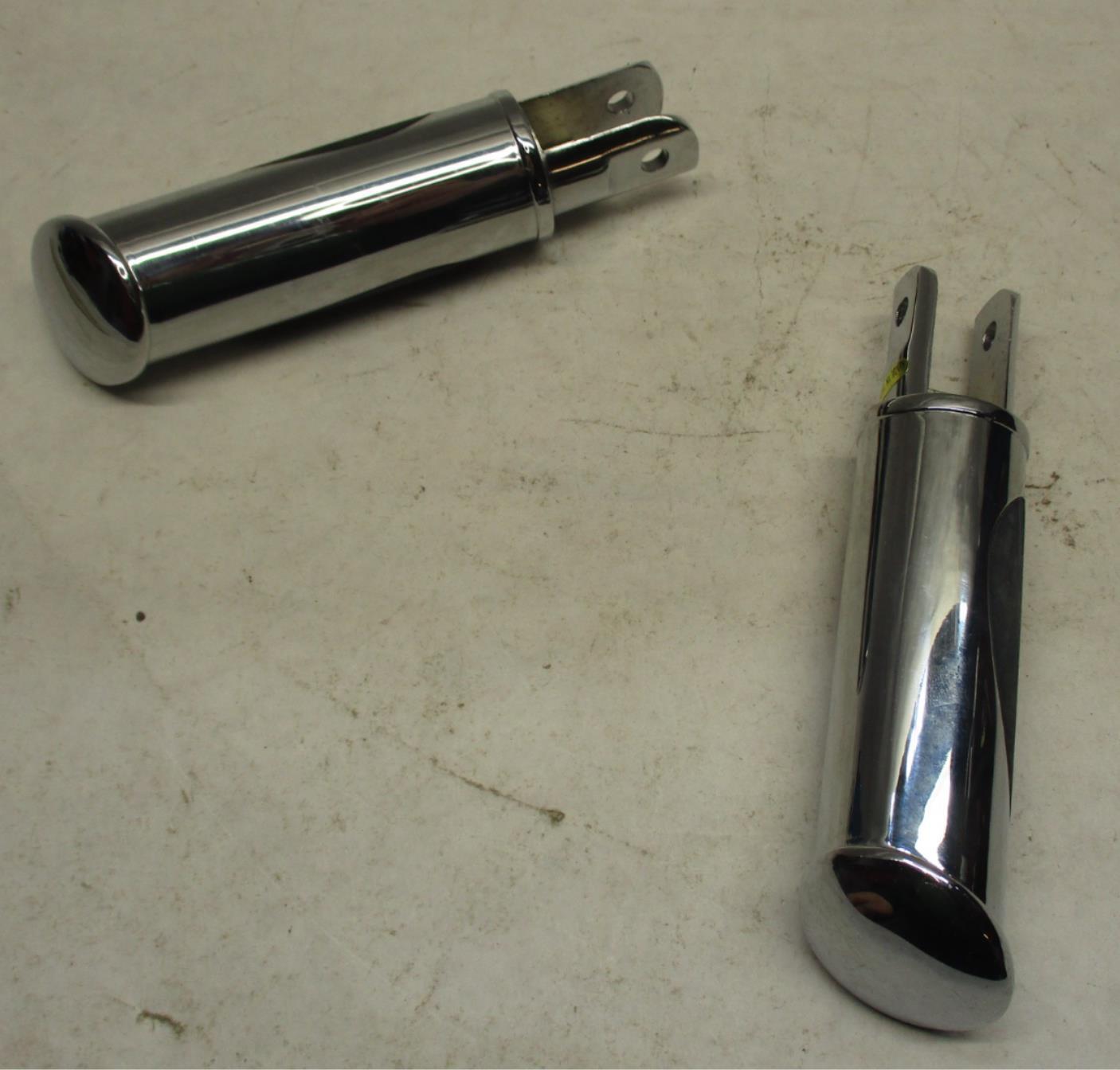 Pair of Harley Davidson Chrome Rubber Foot Pegs Foot Rests Female