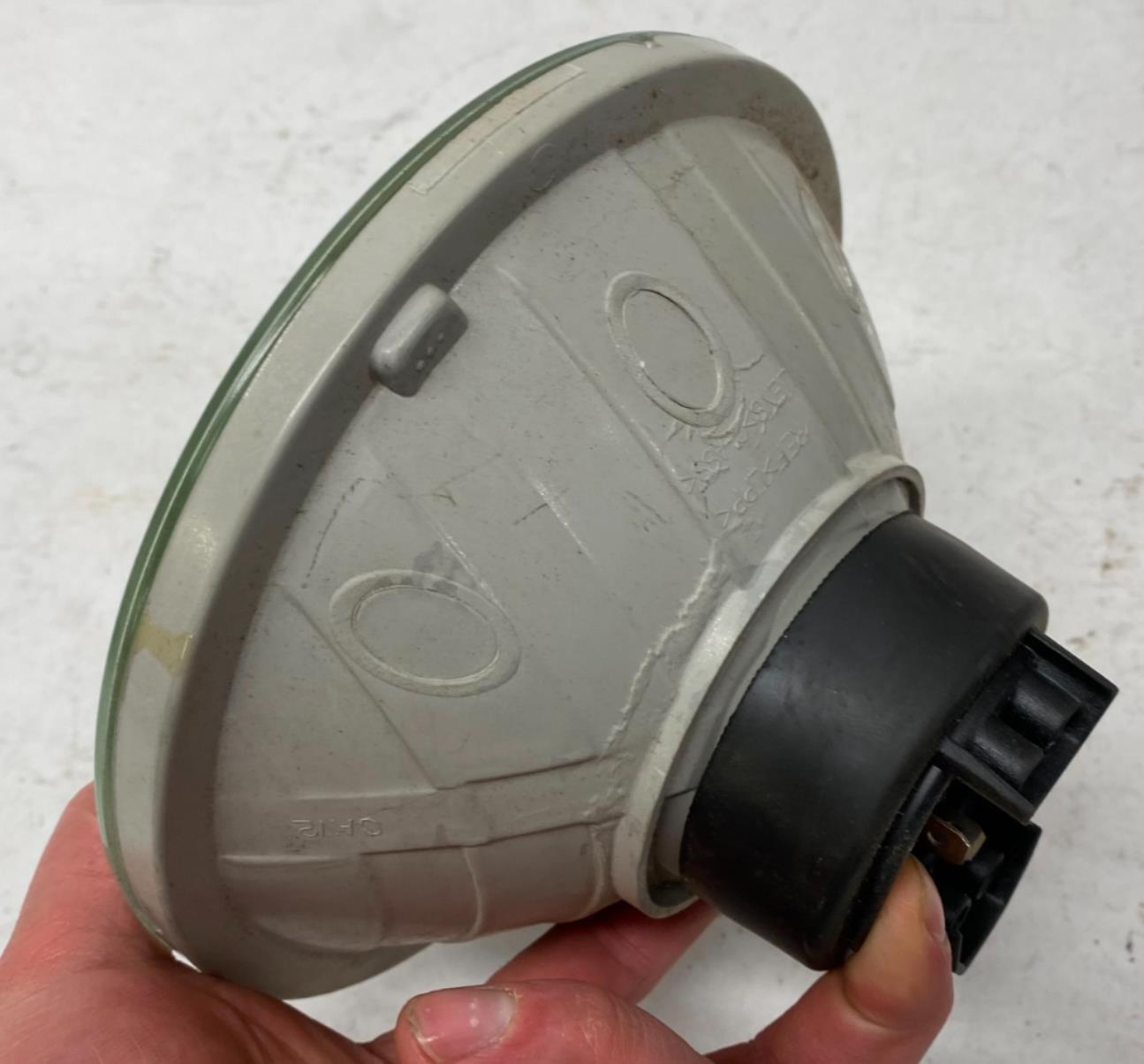 Harley Davidson Genuine Headlight Lamp Bulb 68390-05