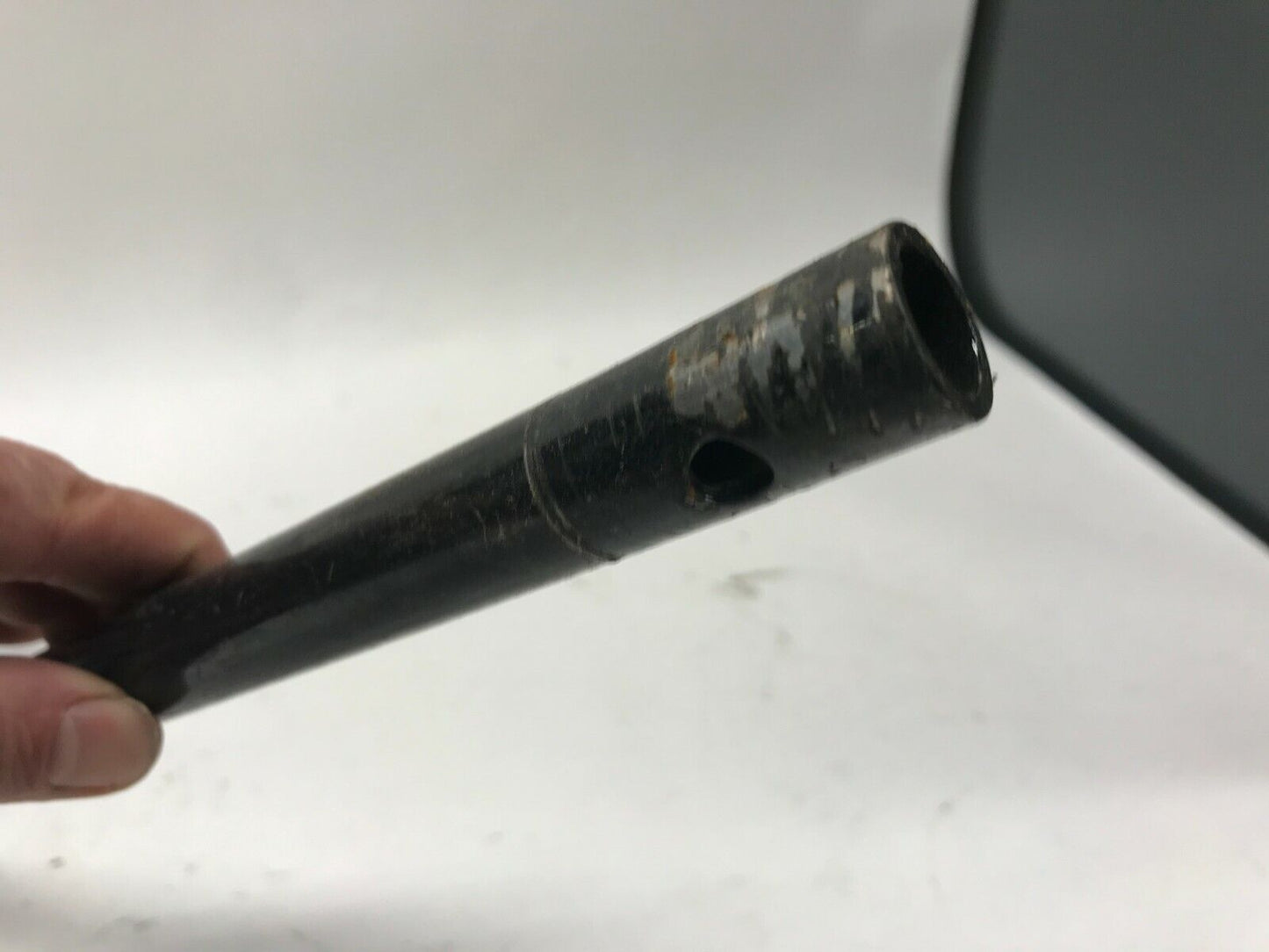 oem Harley touring black saddlebag support bracket electra glide road king flhx